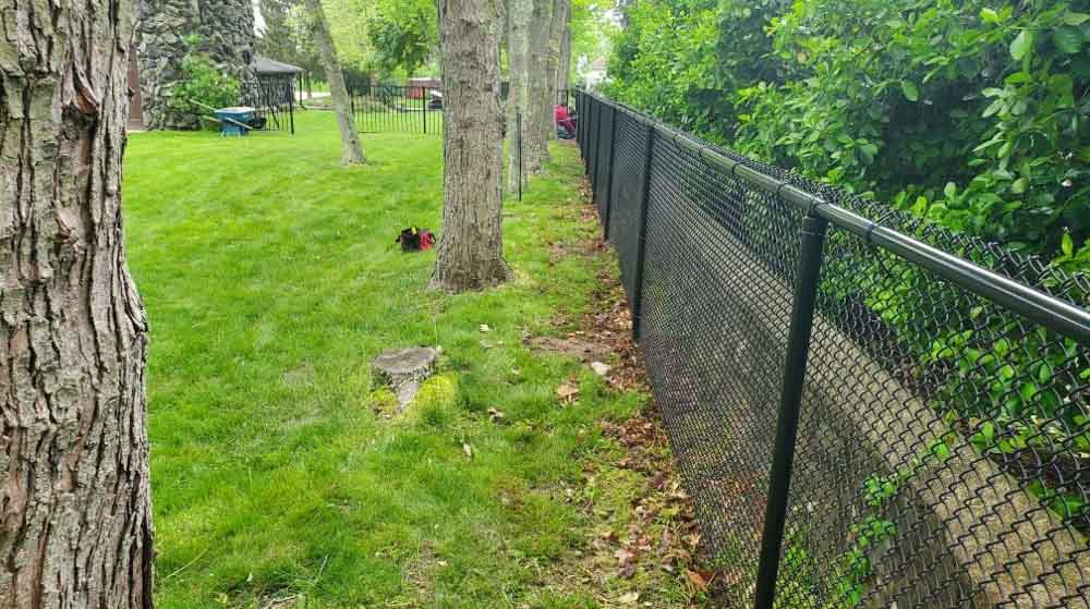 Myths about chain-link fences - Flores Fences LLC